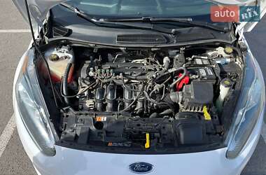 Седан Ford Fiesta 2017 в 