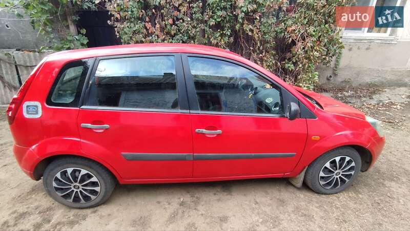 Хэтчбек Ford Fiesta 2007 в Вознесенске фото 4 Хэтчбек Ford Fiesta 2007 в Вознесенске