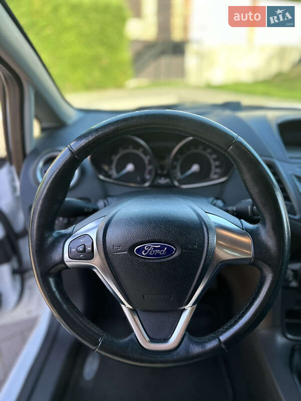 Хэтчбек Ford Fiesta 2017 в Луцке