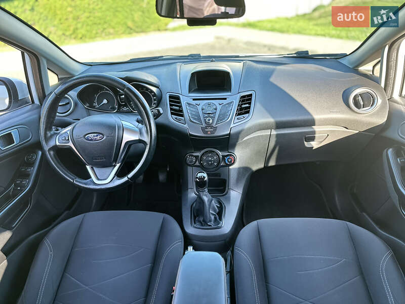 Хэтчбек Ford Fiesta 2017 в Луцке