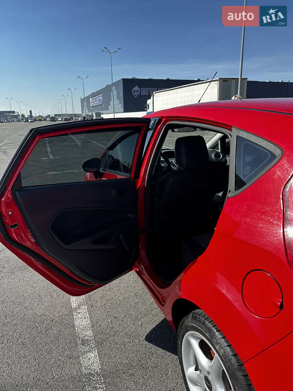 Хэтчбек Ford Fiesta 2012 в Львове фото 17 Хэтчбек Ford Fiesta 2012 в Львове