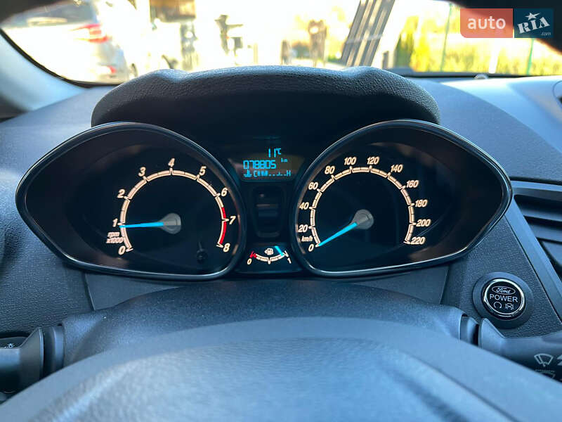 Хэтчбек Ford Fiesta 2014 в Львове