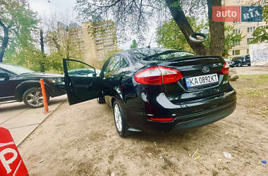 Седан Ford Fiesta 2017 в Києві