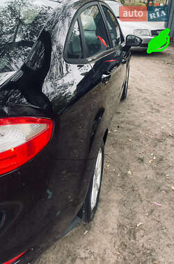 Седан Ford Fiesta 2017 в Києві
