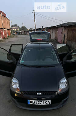 Хетчбек Ford Fiesta 2006 в Вінниці