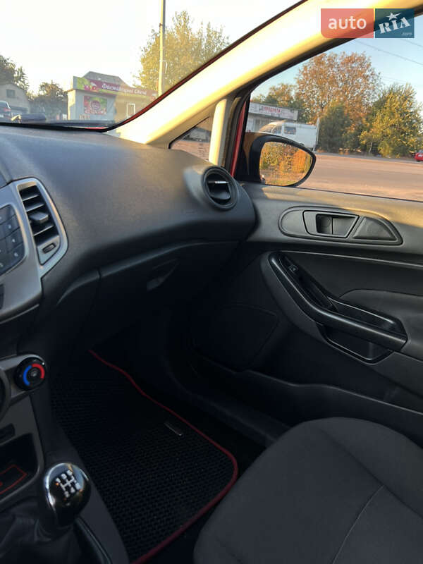 Хэтчбек Ford Fiesta 2013 в Фастове фото 17 Хэтчбек Ford Fiesta 2013 в Фастове