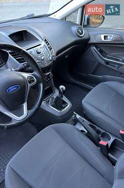 Хэтчбек Ford Fiesta 2013 в Киеве