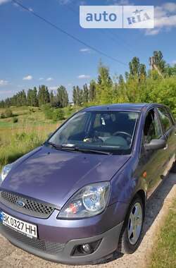 Хетчбек Ford Fiesta 2006 в Рівному