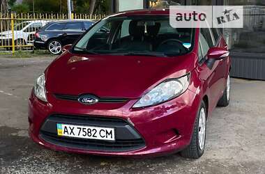 Хэтчбек Ford Fiesta 2011 в Львове