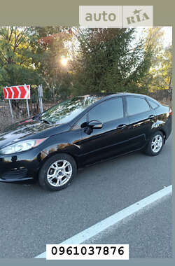 Седан Ford Fiesta 2013 в Батурине