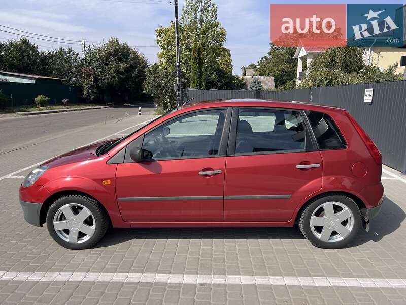 Хетчбек Ford Fiesta 2007 в 