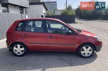 Хетчбек Ford Fiesta 2007 в 