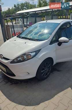 Хетчбек Ford Fiesta 2010 в Хмельницькому