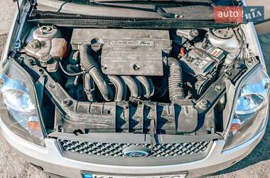 Хэтчбек Ford Fiesta 2007 в Киеве
