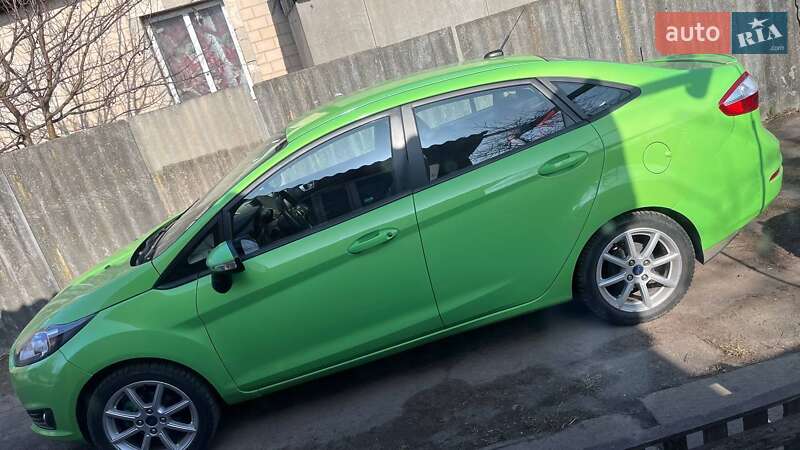 Седан Ford Fiesta 2014 в Чернигове фото 6 Седан Ford Fiesta 2014 в Чернигове