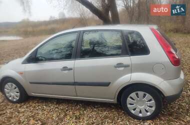 Хэтчбек Ford Fiesta 2007 в Прилуках