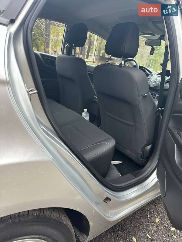 Седан Ford Fiesta 2019 в Днепре