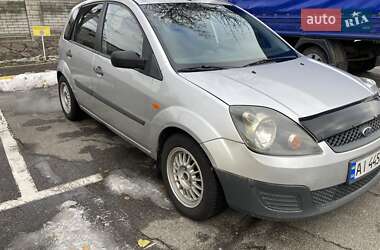 Хэтчбек Ford Fiesta 2006 в Василькове