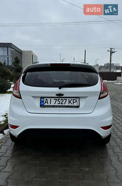 Хэтчбек Ford Fiesta 2013 в Киеве