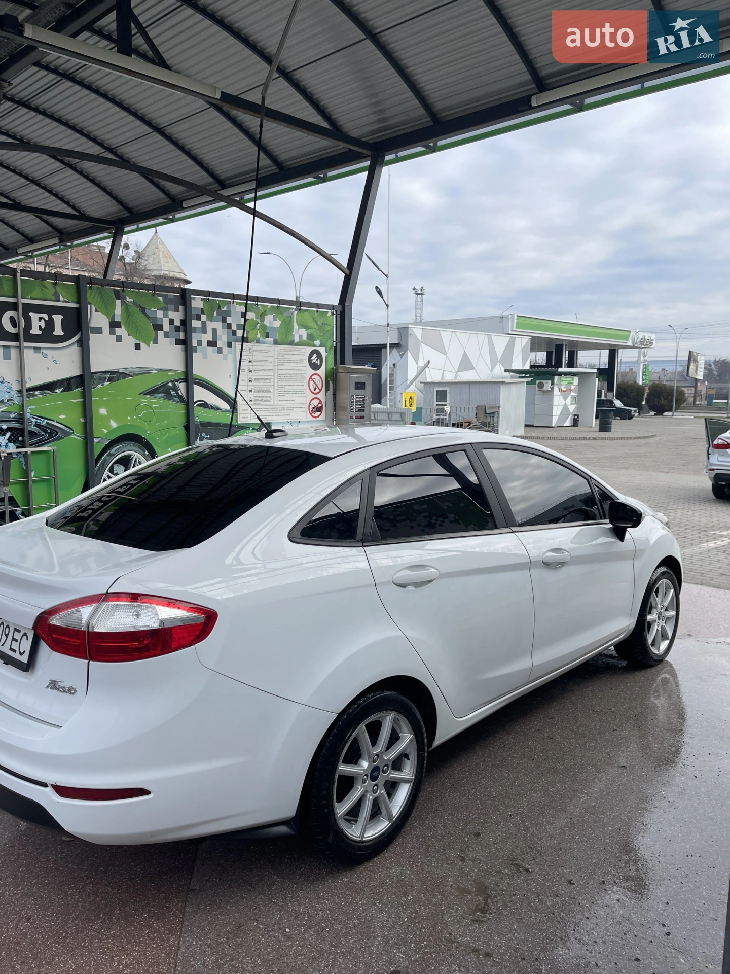 2019 Ford Fiesta - мініатюра 3