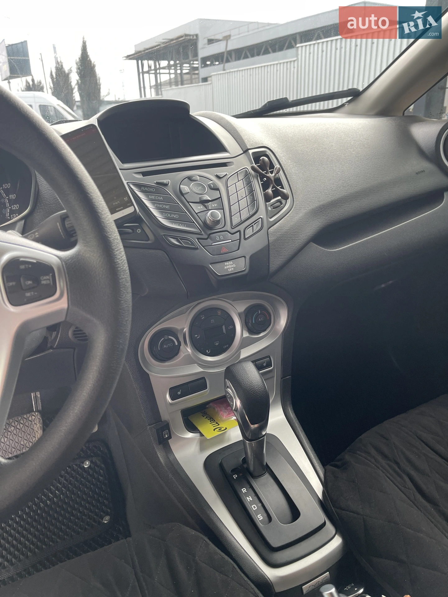 2019 Ford Fiesta - мініатюра 5
