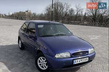 Хэтчбек Ford Fiesta 1999 в Харькове