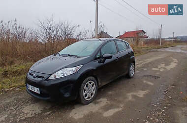 Хэтчбек Ford Fiesta 2013 в Калуше