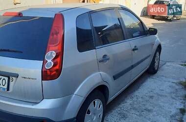 Хэтчбек Ford Fiesta 2008 в 