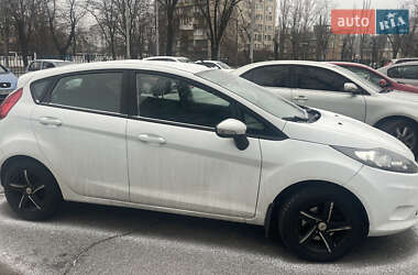 Хэтчбек Ford Fiesta 2012 в Киеве