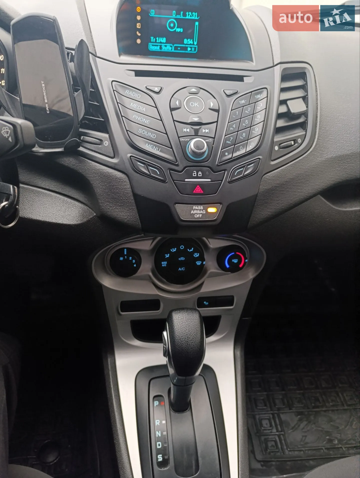 2017 Ford Fiesta - мініатюра 26