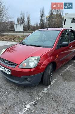 Хетчбек Ford Fiesta 2008 в Дніпрі