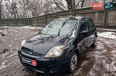 Хетчбек Ford Fiesta 2006 в Києві