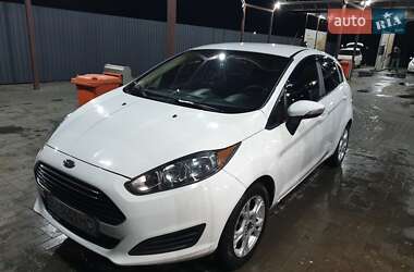 Хэтчбек Ford Fiesta 2015 в Кременчуге