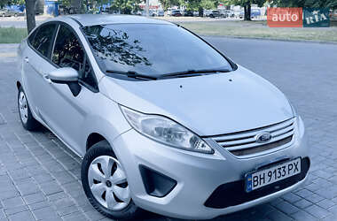 Седан Ford Fiesta 2012 в Одесі