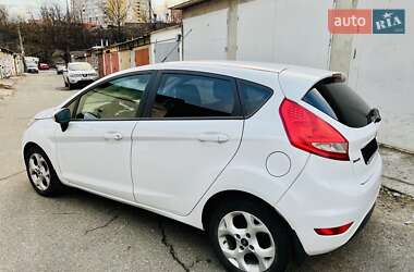 Хетчбек Ford Fiesta 2011 в Києві