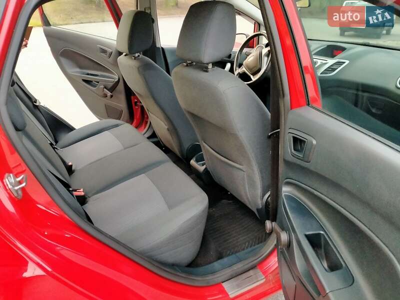 Хэтчбек Ford Fiesta 2012 в Запорожье