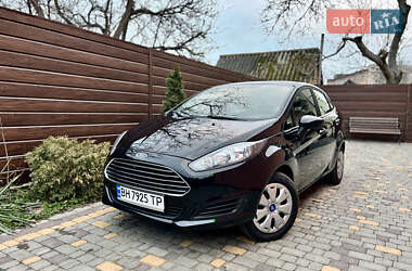 Седан Ford Fiesta 2016 в Гнивани