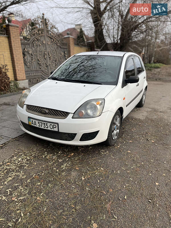 Хетчбек Ford Fiesta 2007 в Києві