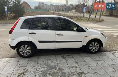 Хетчбек Ford Fiesta 2007 в Києві