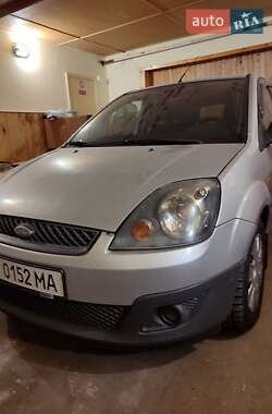 Хетчбек Ford Fiesta 2007 в Києві