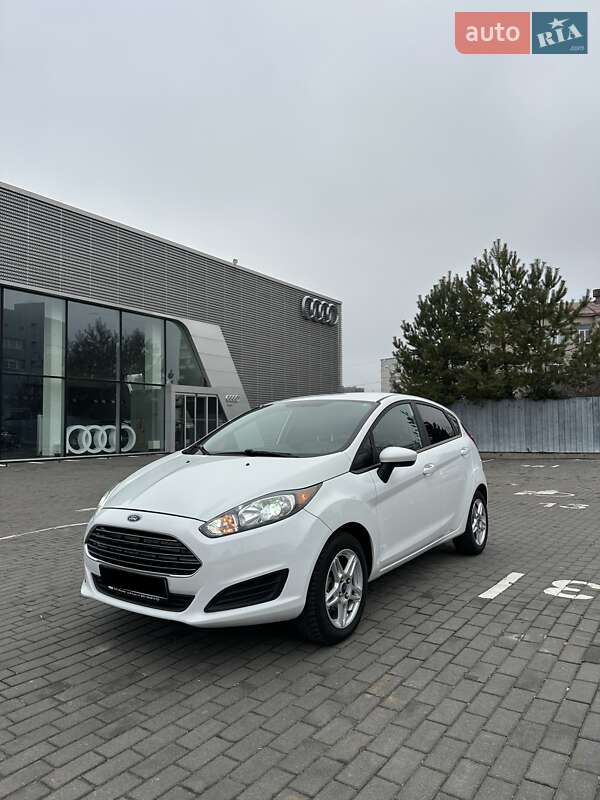 Хетчбек Ford Fiesta 2019 в Києві