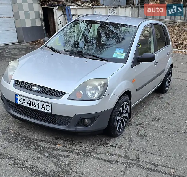 Ford Fiesta 2007 VIN WF0HXXGAJH7L81353 фото оголошення 13 з 50