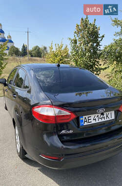 Седан Ford Fiesta 2014 в Новомосковске