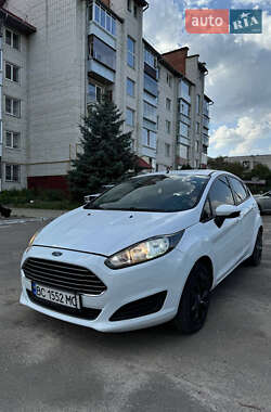 Хетчбек Ford Fiesta 2013 в Бібрці