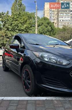 Хетчбек Ford Fiesta 2015 в Одесі