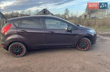 Хэтчбек Ford Fiesta 2011 в Коростене