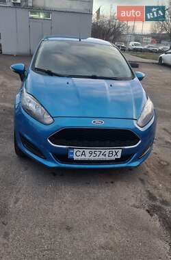 Хетчбек Ford Fiesta 2016 в Черкасах