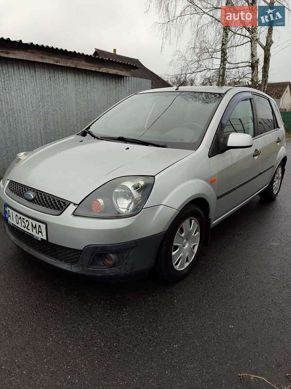 Хетчбек Ford Fiesta 2007 в Києві