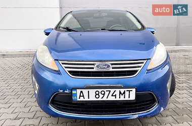 Седан Ford Fiesta 2010 в Києві