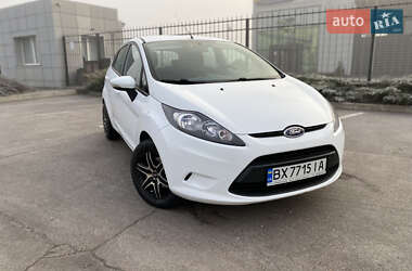 Хетчбек Ford Fiesta 2010 в Сумах